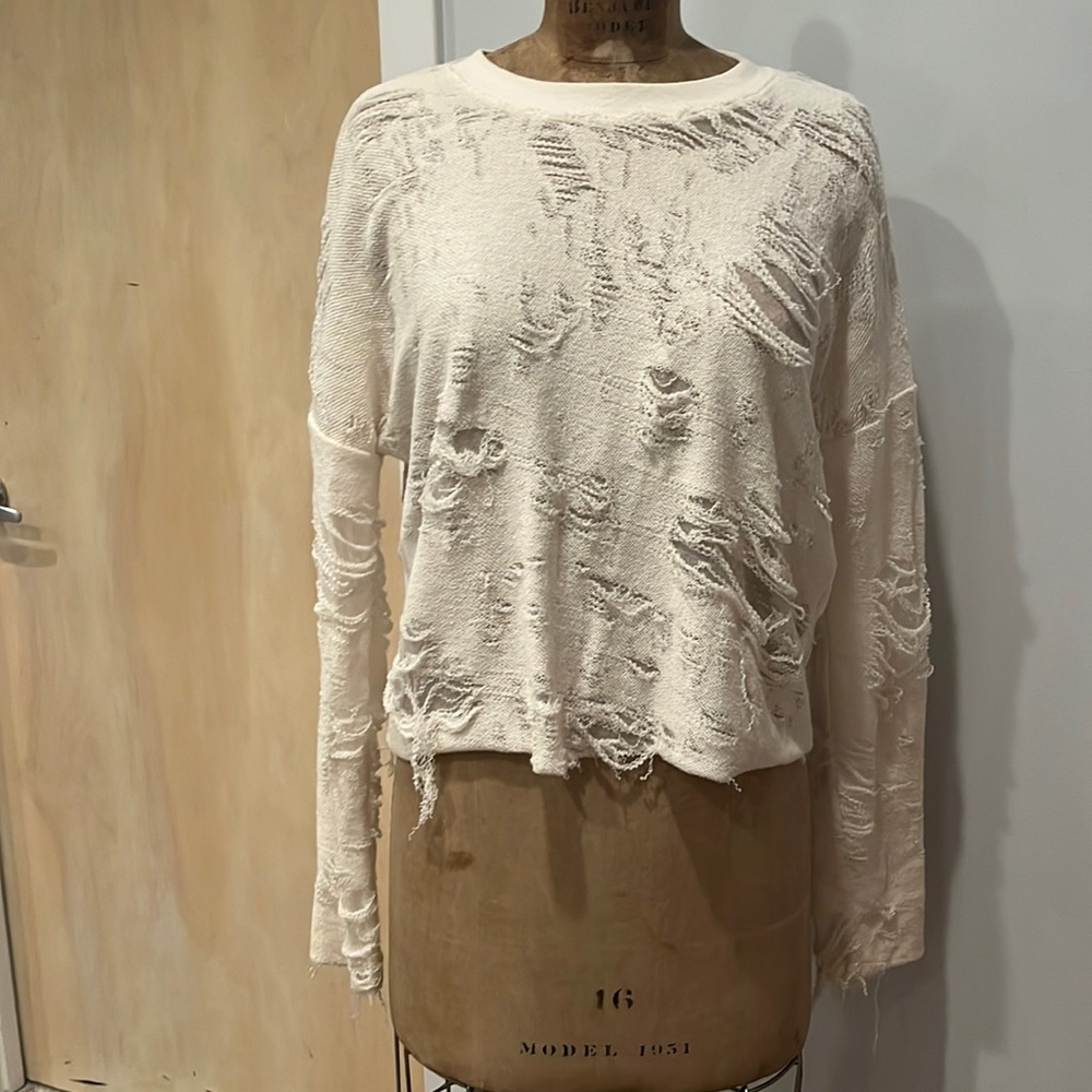 I R O . JEANS size medium distressed long sleeve sweater shirt top sweatshirt